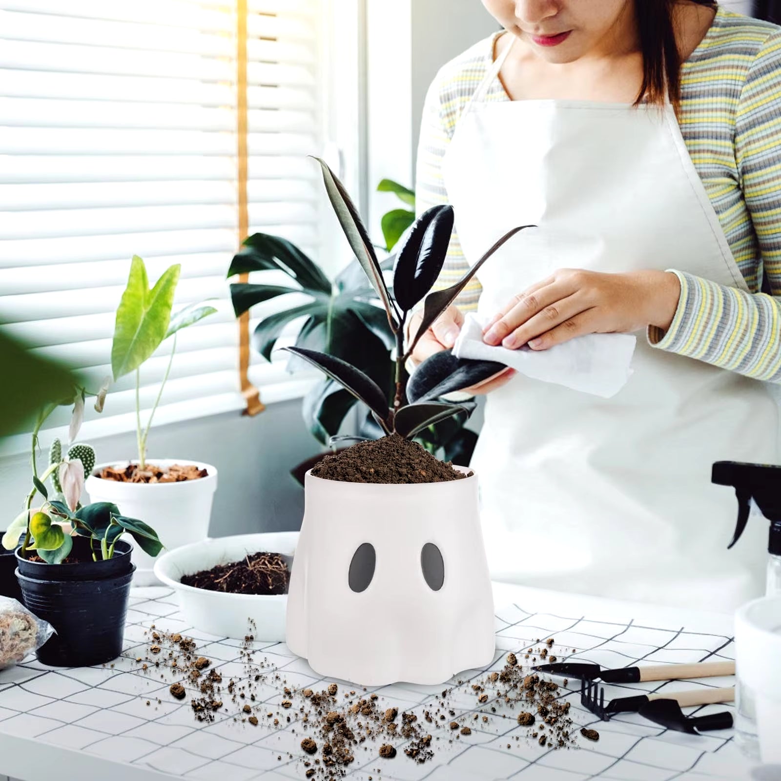 Halloween Ghost Planter / Halloween Candy Bowl