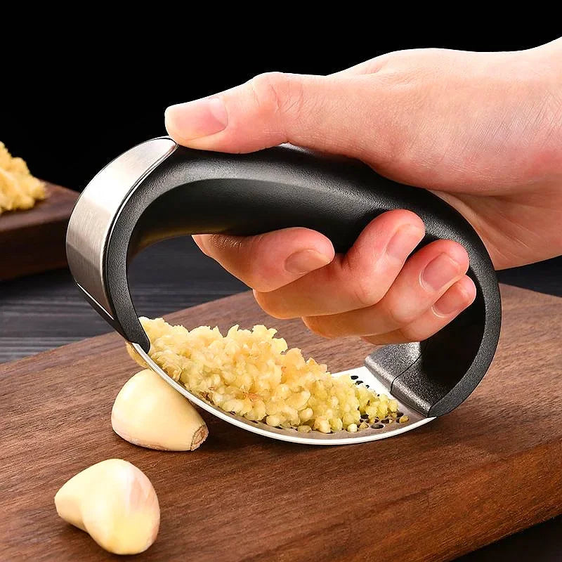 Stainless Steel Garlic Press Crusher Manual Garlic Mincer Chopping Garlic Tool